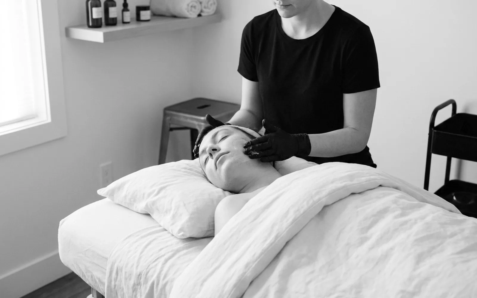 How to Choose the Right Facial: A Guide to Our Six Facials