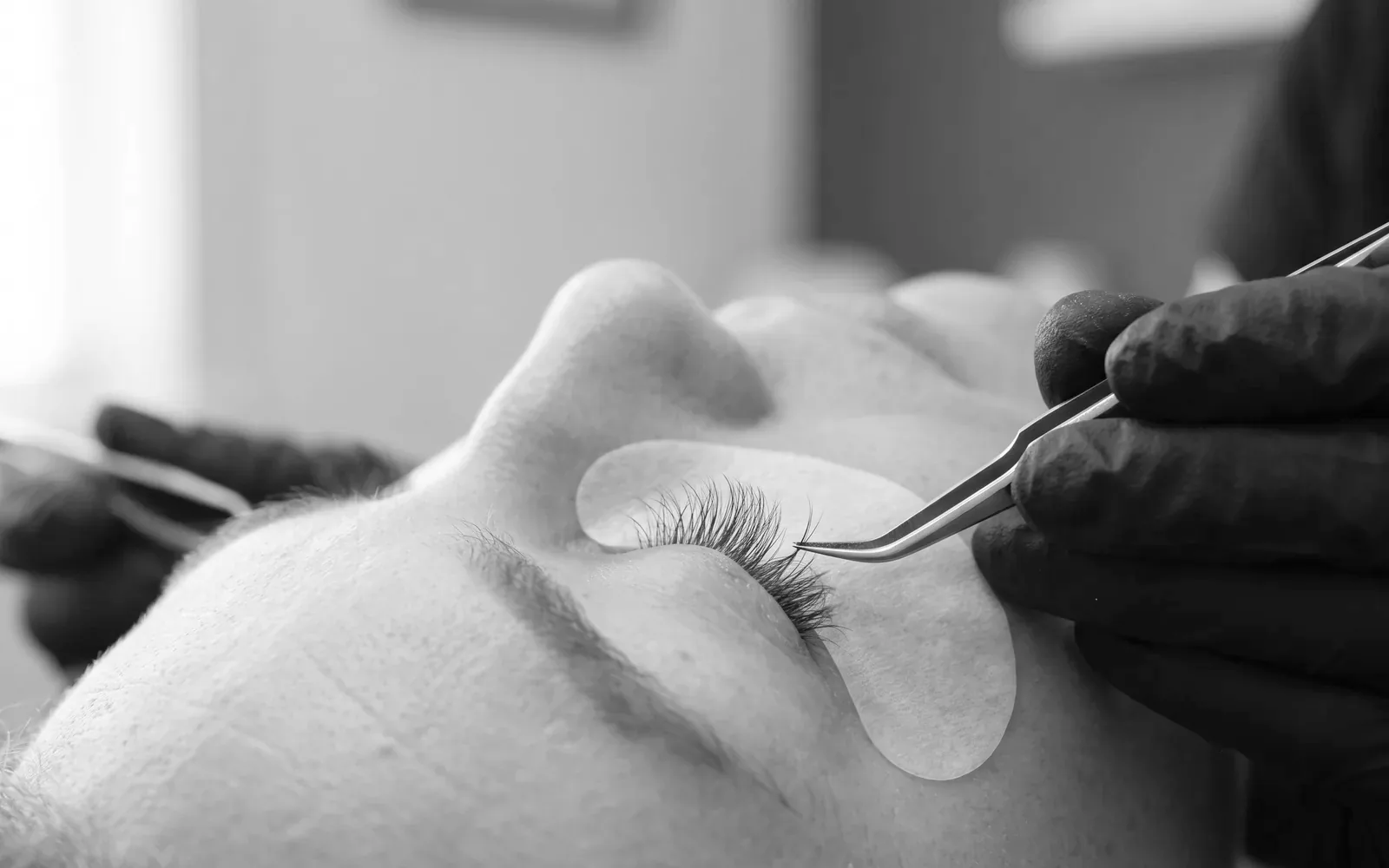 Lash Extension Fills: How Often You Need Them and What Happens at Each Visit